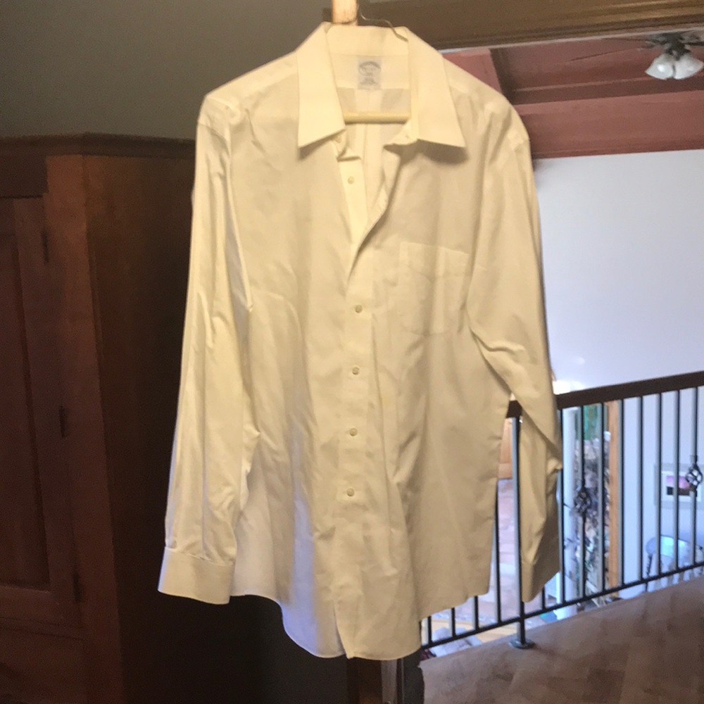 Button down brooks brothers